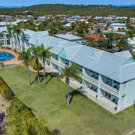 Reef Adventureland Motor Inn Tannum Sands Bagian luar foto